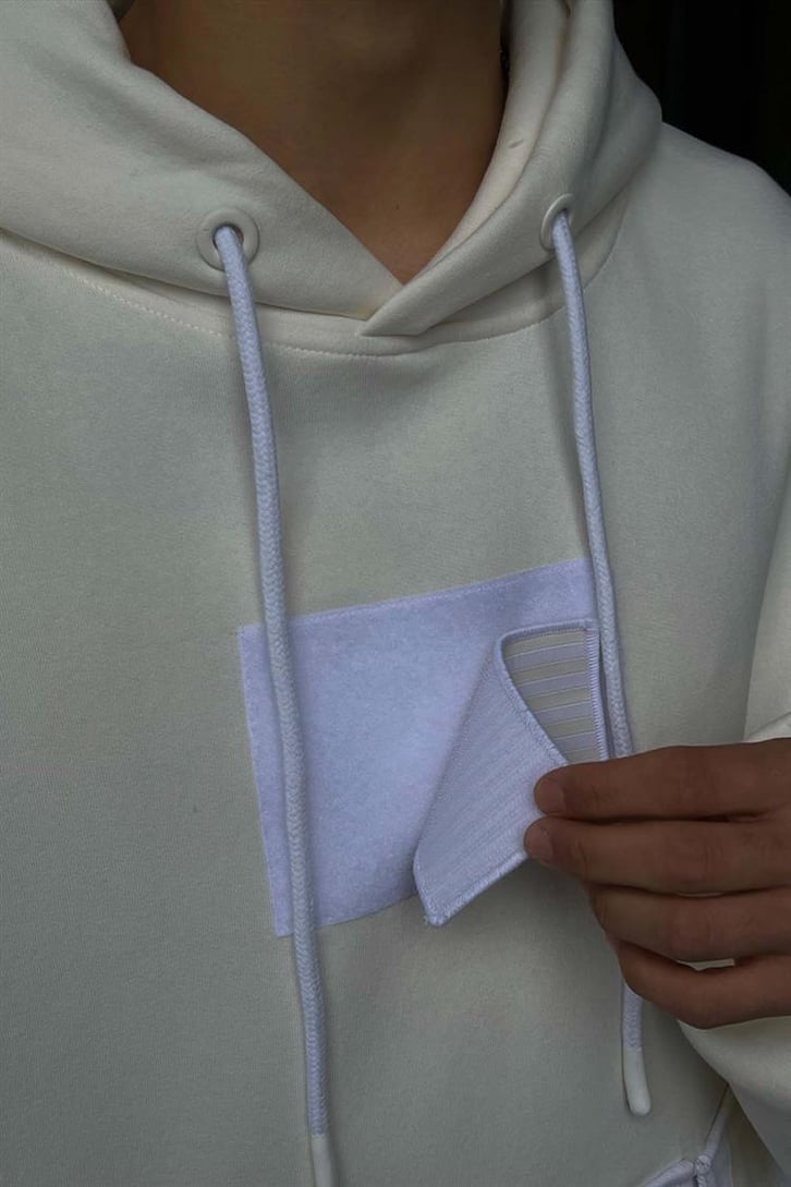 Cep Detaylı Taş Rengi Oversize Sweatshirt