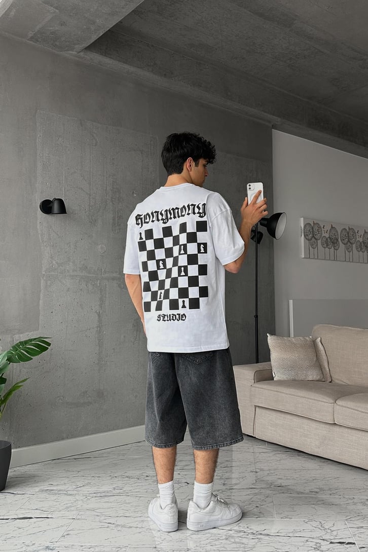 Chess Baskılı Beyaz Oversize Tişört