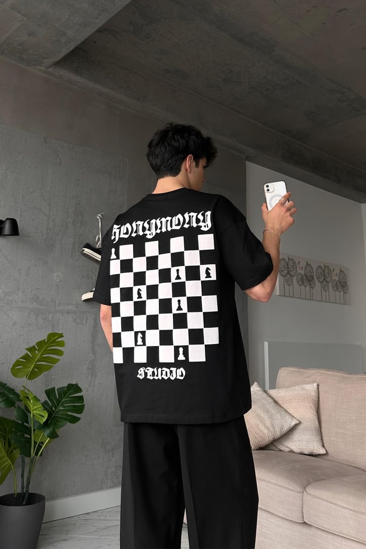 Chess Baskılı Siyah Oversize Tişört