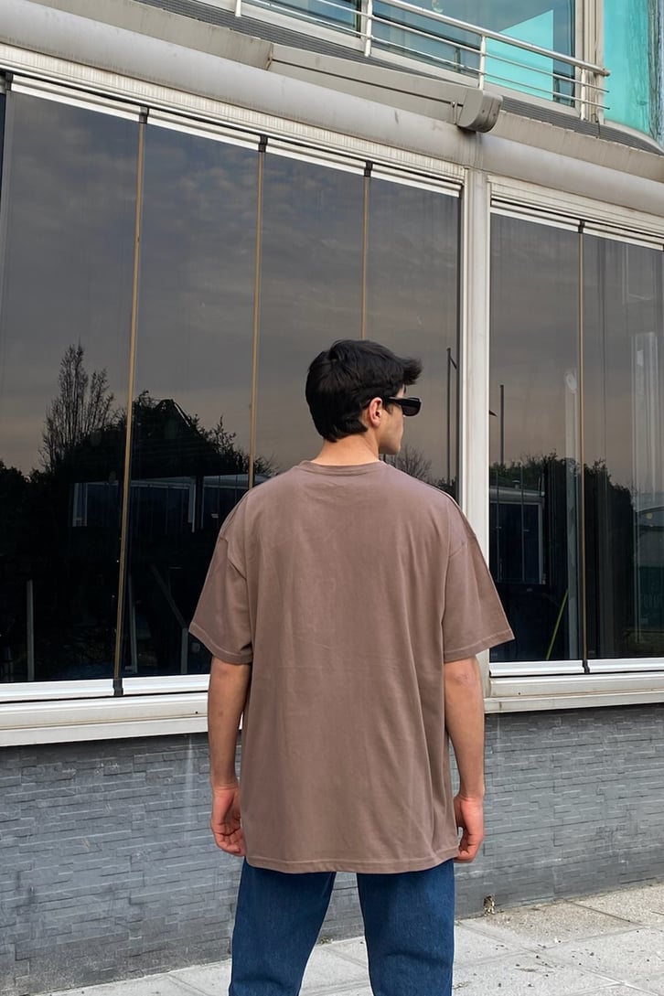Chest Logo Kahverengi Oversize Premium Tshirt