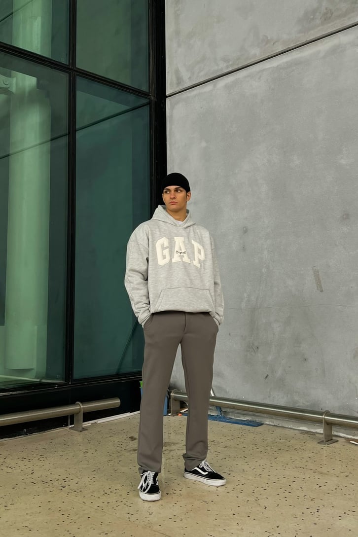 Chest Logo Nakışlı Oversize Hoodie
