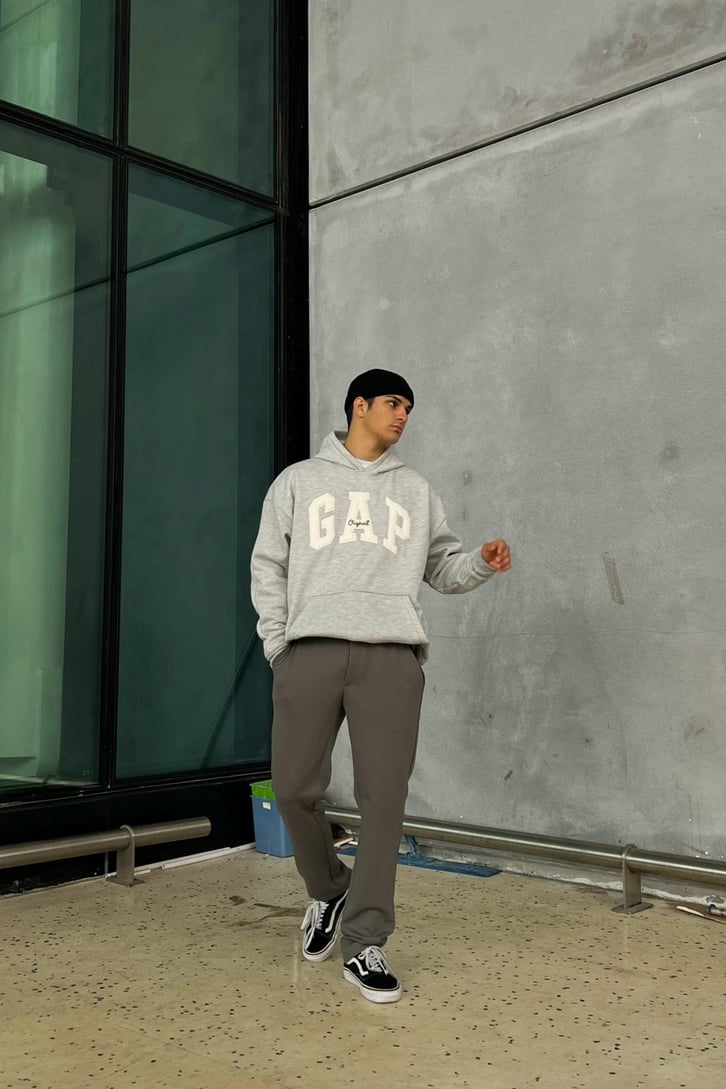 Chest Logo Nakışlı Oversize Hoodie