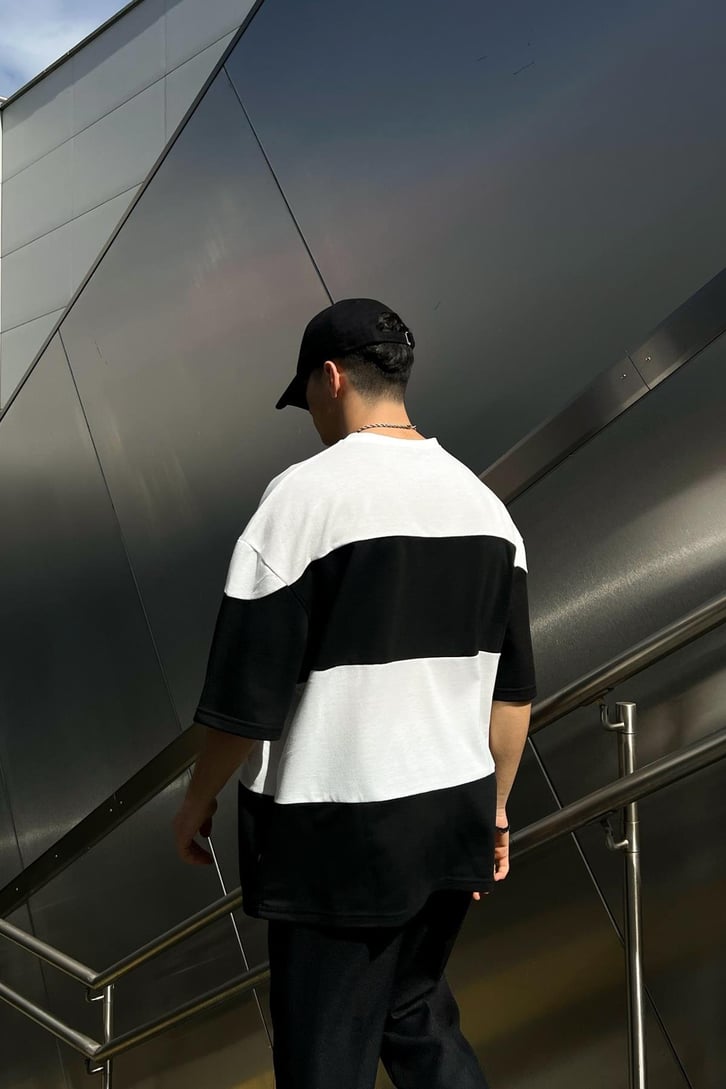 Chest Logo Nakışlı Oversize Tshirt