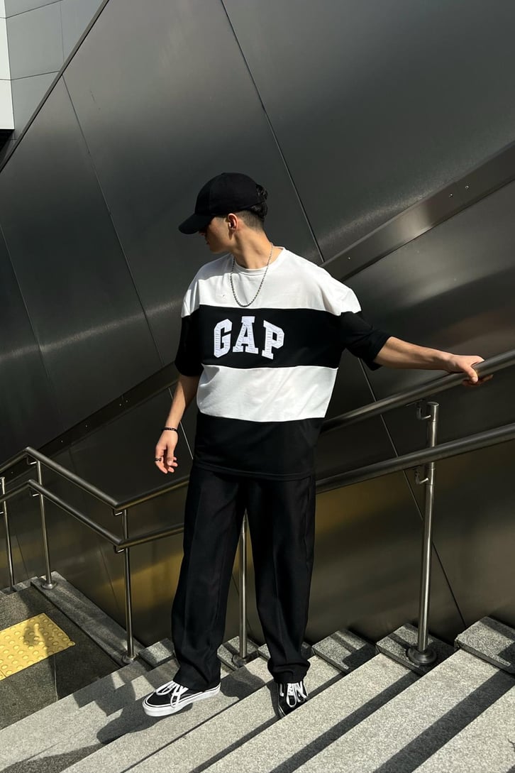 Chest Logo Nakışlı Oversize Tshirt
