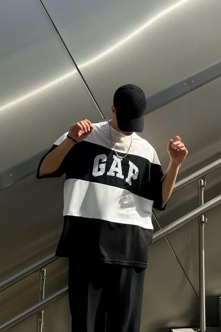 Chest Logo Nakışlı Oversize Tshirt