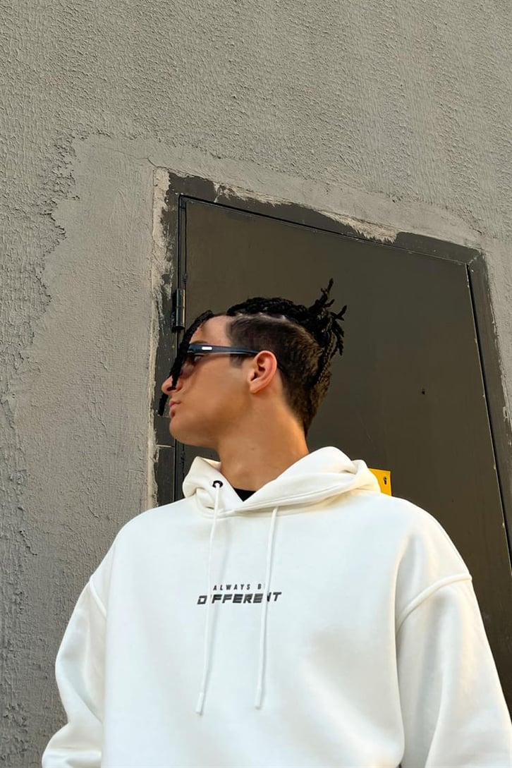 Chest Text Baskılı Beyaz İçi Pamuklu Oversize Hoodie