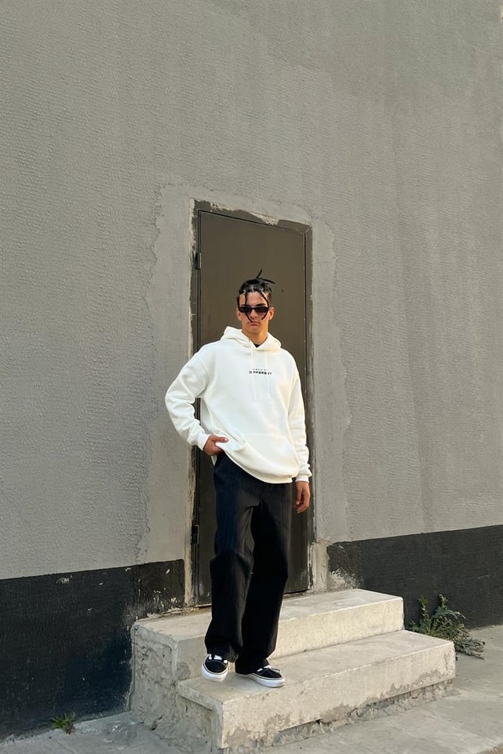 Chest Text Baskılı Beyaz İçi Pamuklu Oversize Hoodie
