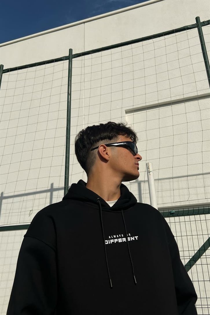 Chest Text Baskılı Siyah İçi Pamuklu Oversize Hoodie