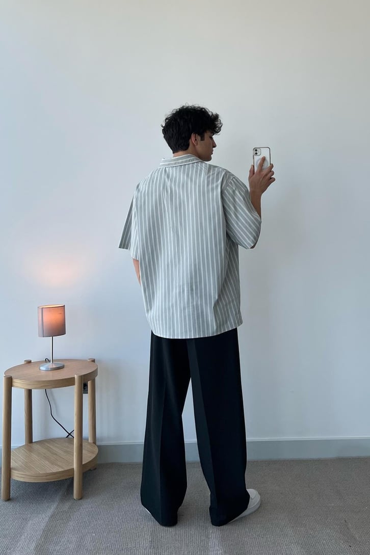 Çift Çizgili Kısa Kol Mavi Oversize Gömlek