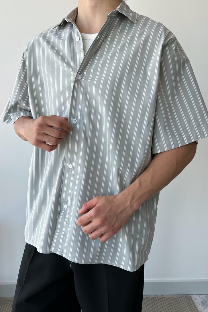 Çift Çizgili Kısa Kol Mavi Oversize Gömlek
