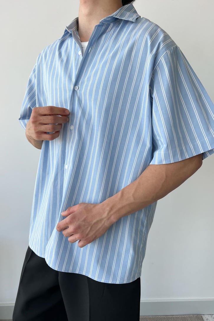 Çift Çizgili Kısa Kol Mavi Oversize Gömlek