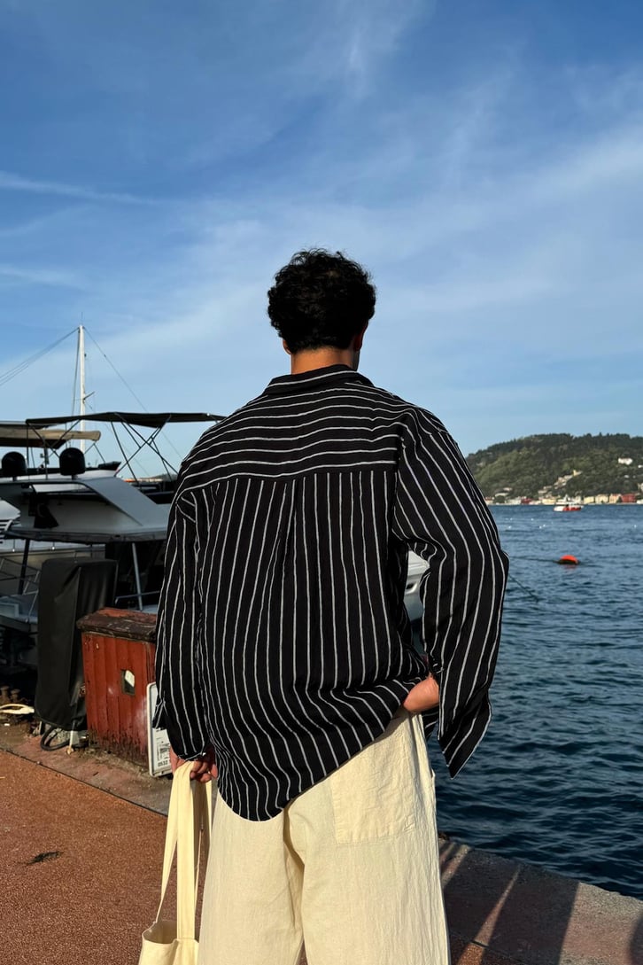 Çift Çizgili Oversize Gömlek
