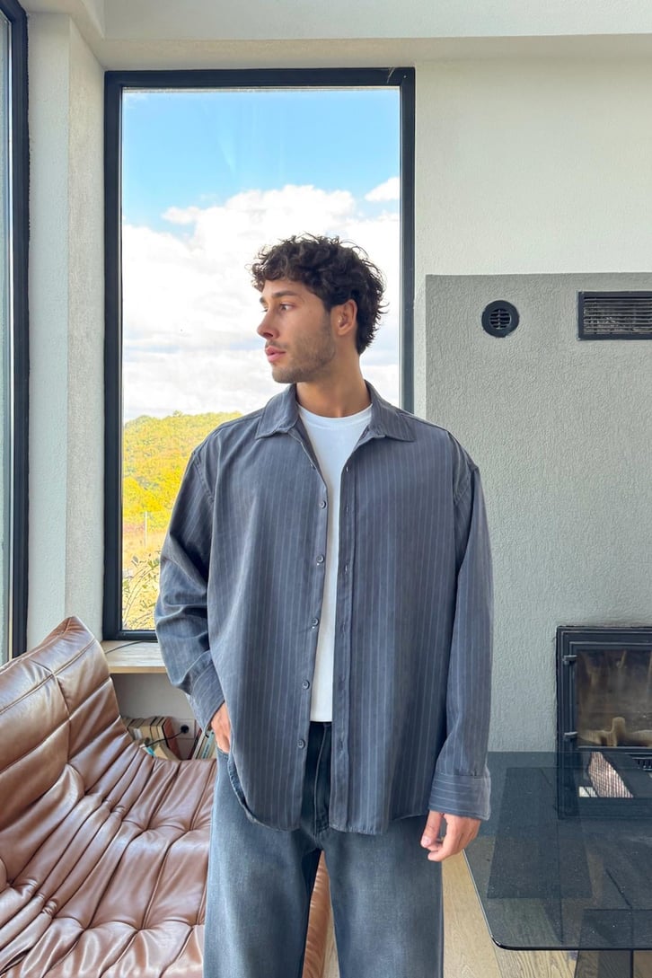 Çift Çizgili Oversize Gömlek
