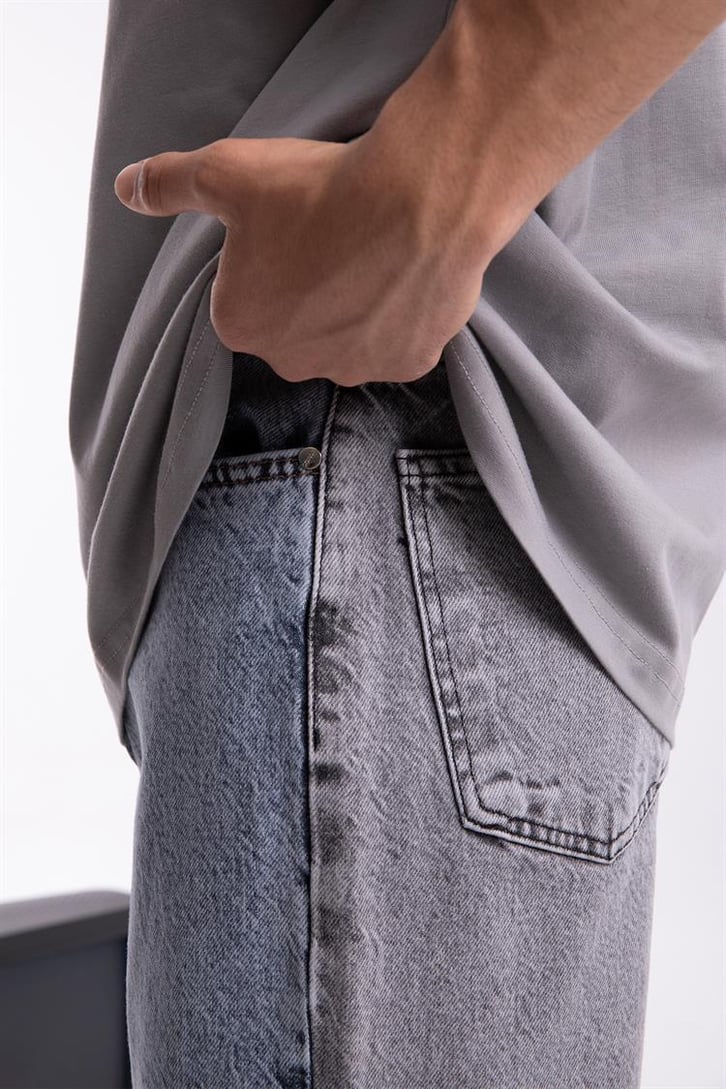 Çift Renkli Açık Mavi Mom Fit Jean