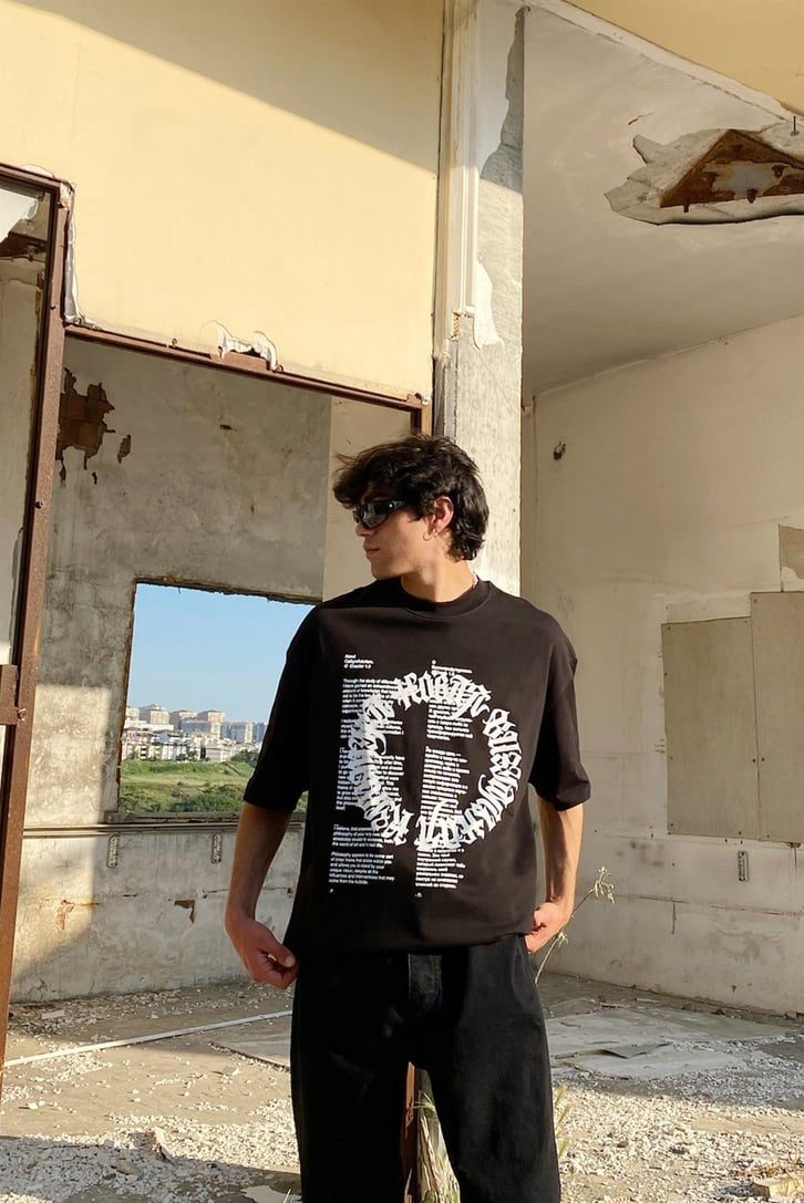 Circle Oversize Siyah Tshirt