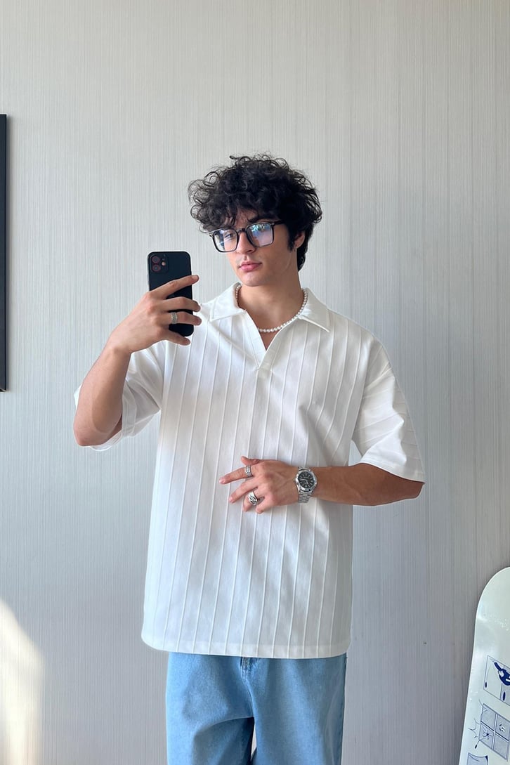 Çizgi Dokulu Oversize Polo Yaka Tişört