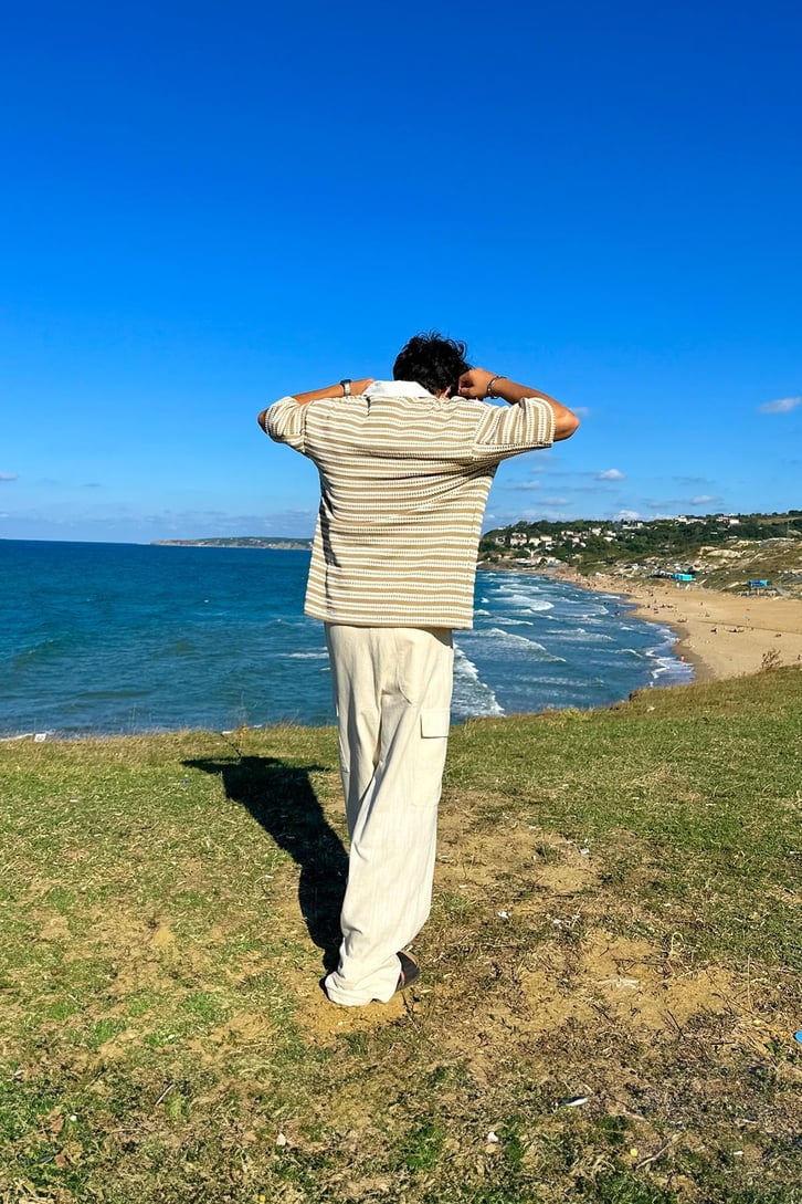 Çizgili Ajurlu Bej Oversize Gömlek