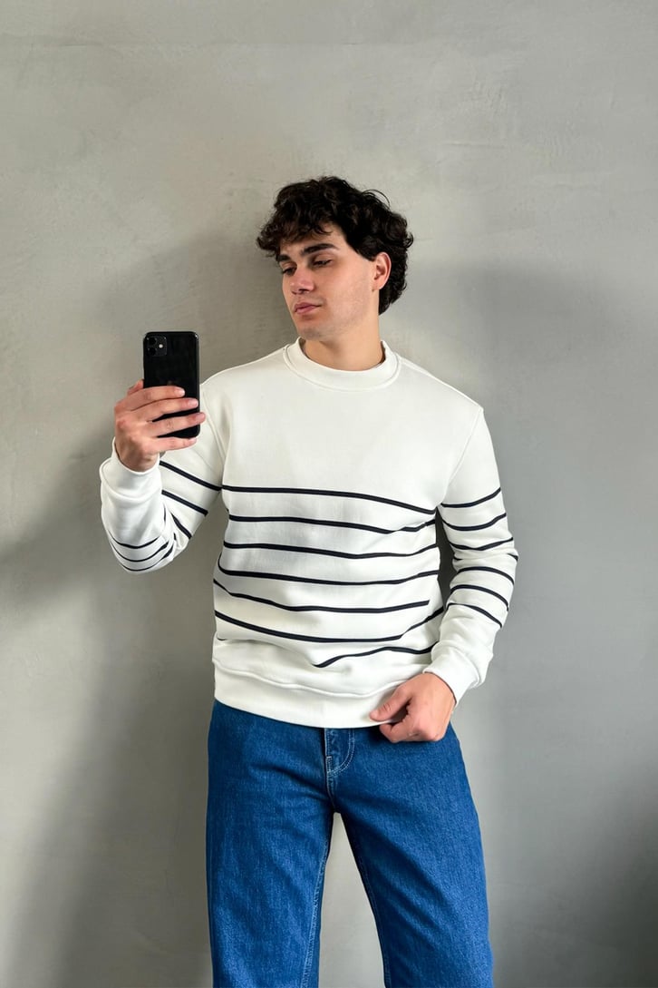 Çizgili Bisiklet Yaka Sweatshirt