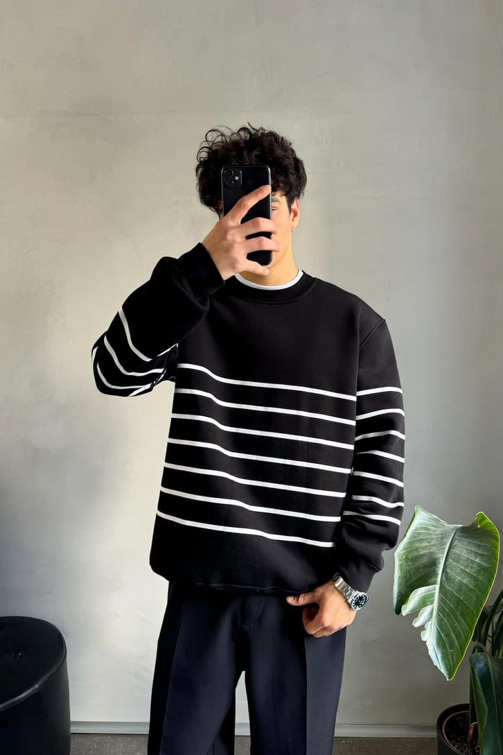 Çizgili Bisiklet Yaka Sweatshirt