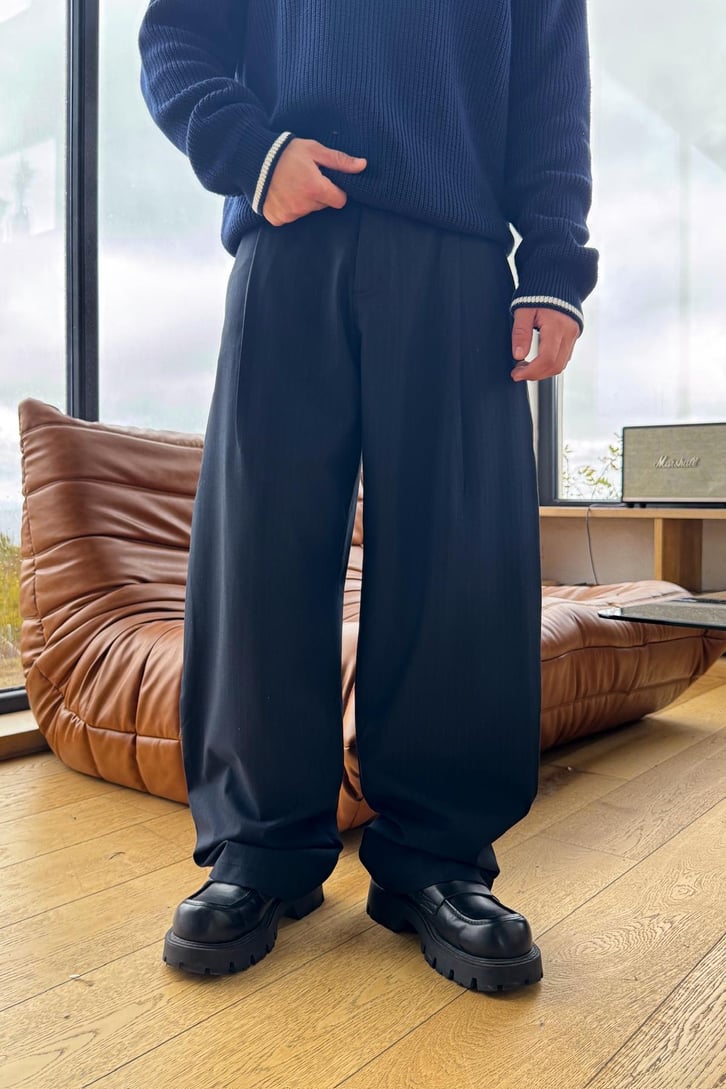 Çizgili Ekstra Baggy Kumaş Pantolon