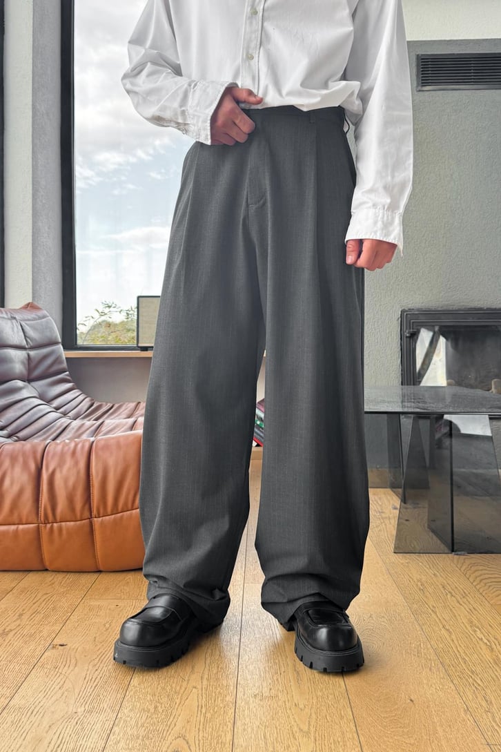 Çizgili Ekstra Baggy Kumaş Pantolon