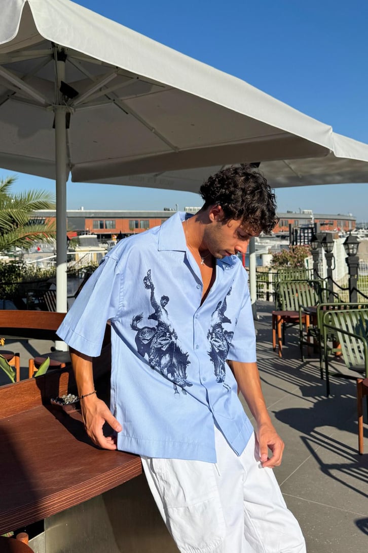 Çizgili Gladyatör Baskılı Oversize Kısa Kol Gömlek