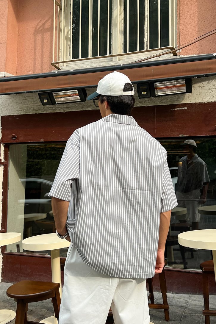 Çizgili Oversize Kısa Kol Gömlek