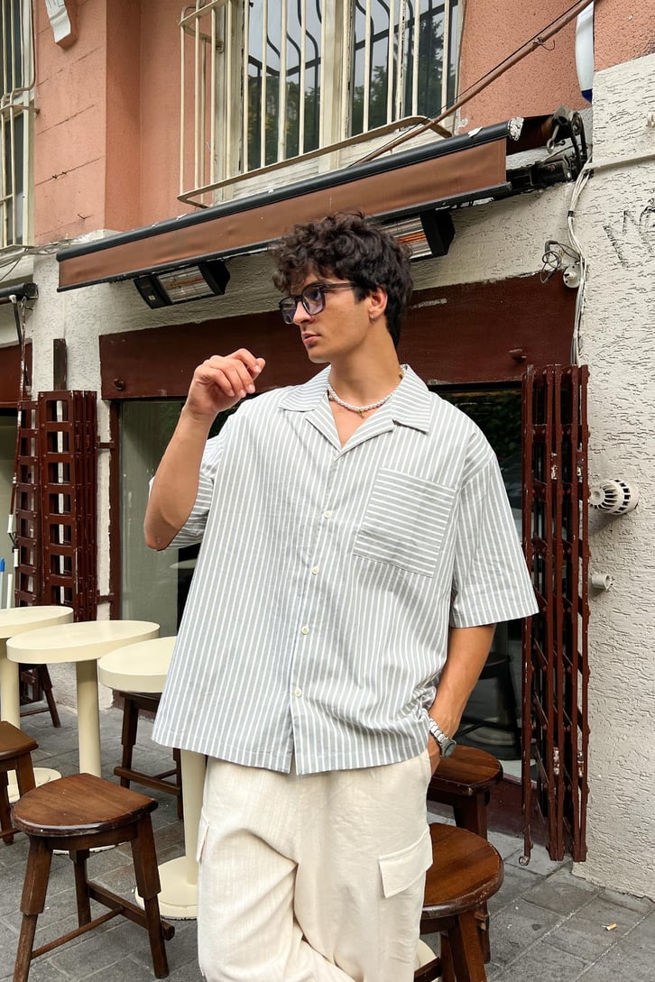 Çizgili Oversize Kısa Kol Gömlek