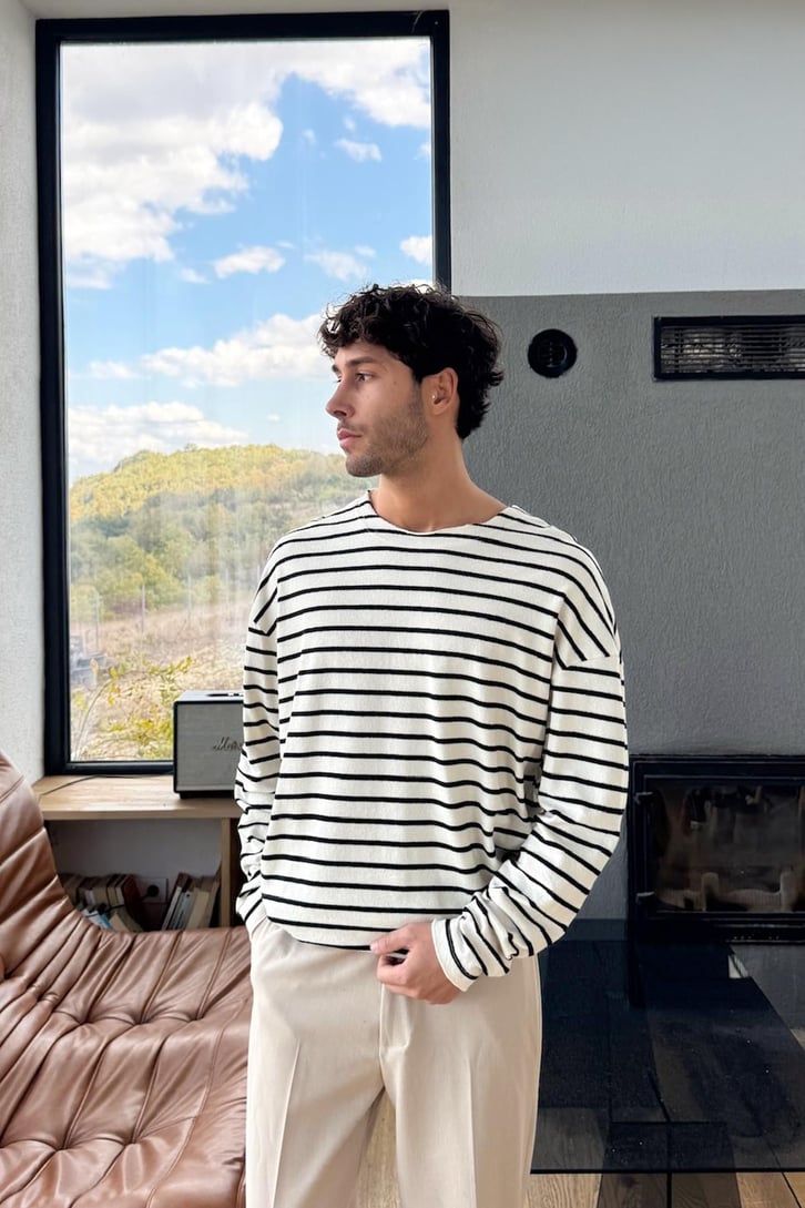 Çizgili Yırtık Model Sweat