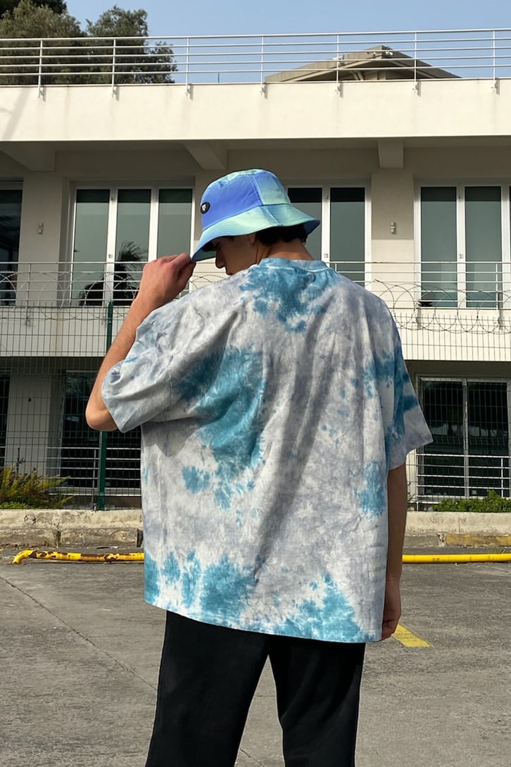 Cloudy Batik Oversize Tshirt