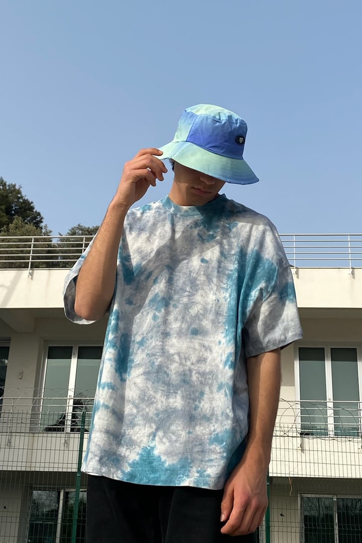 Cloudy Batik Oversize Tshirt