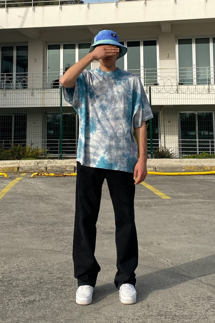 Cloudy Batik Oversize Tshirt