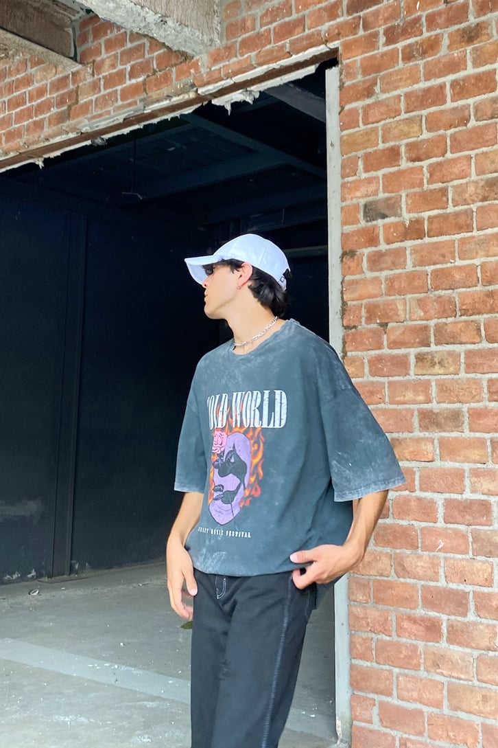 Cold World Baskılı Acid Wash Oversize Tshirt