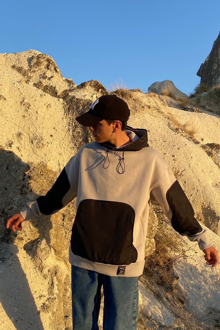 COLOR BLOCK OVERSIZE HOODIE