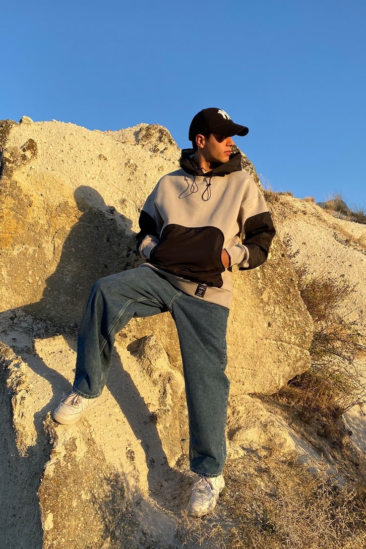 COLOR BLOCK OVERSIZE HOODIE