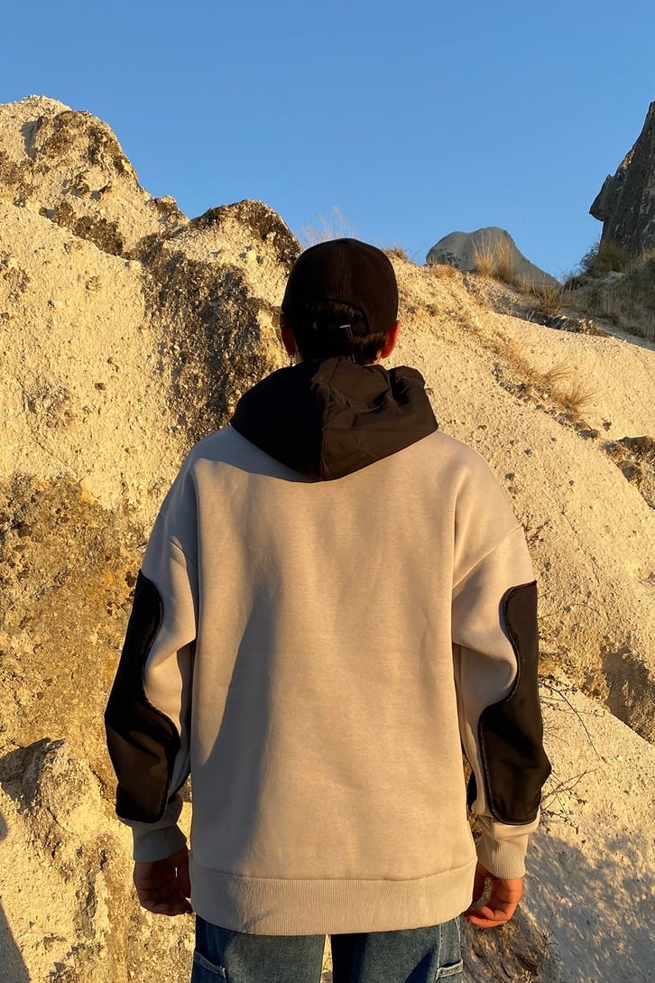 COLOR BLOCK OVERSIZE HOODIE