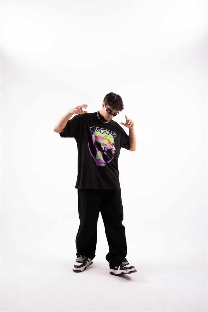 Colorful Human Head Baskılı Siyah Oversize Tshirt