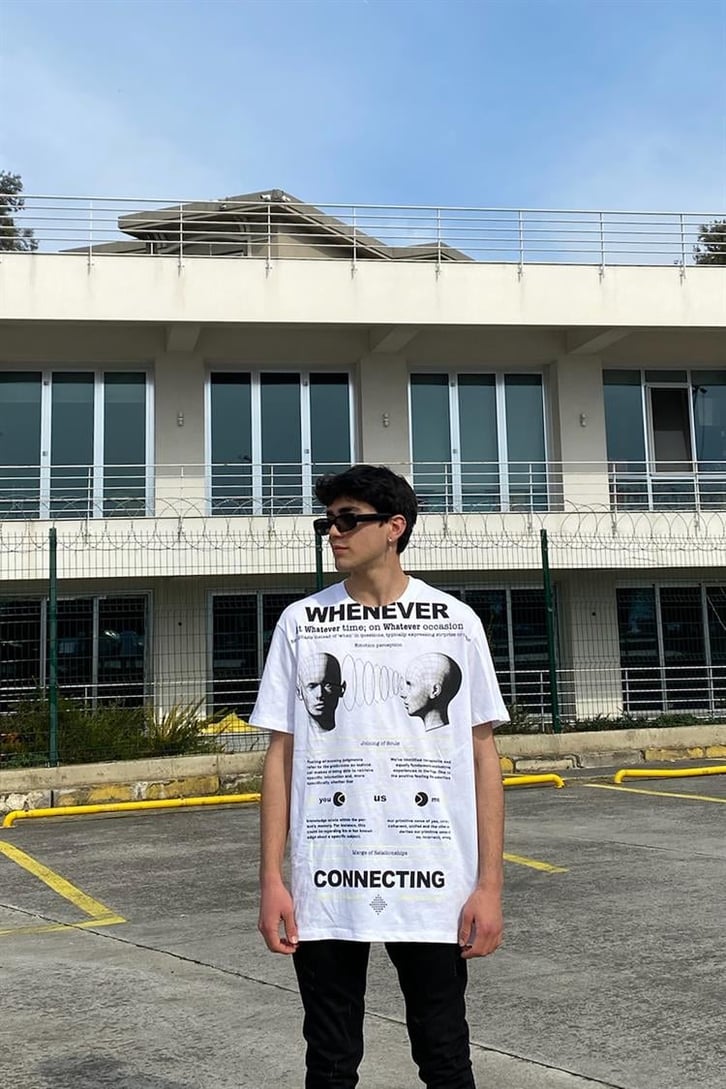 Connection Oversize Printed Tişört
