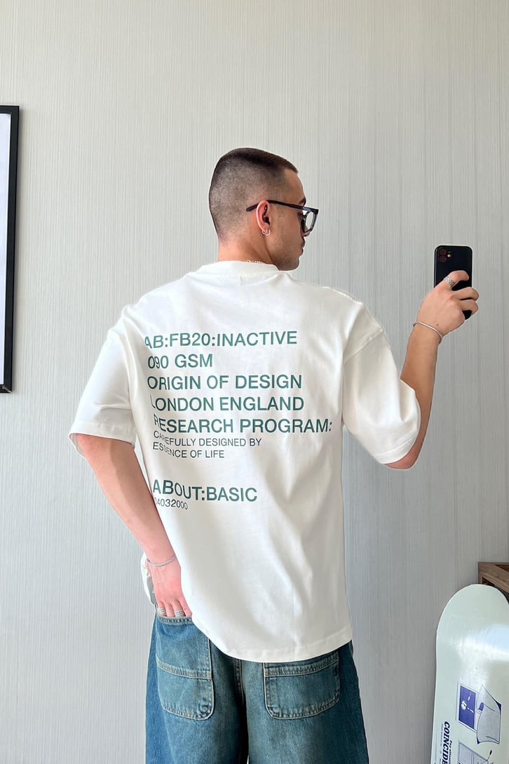 Contemporary Life Baskılı Oversize Tişört
