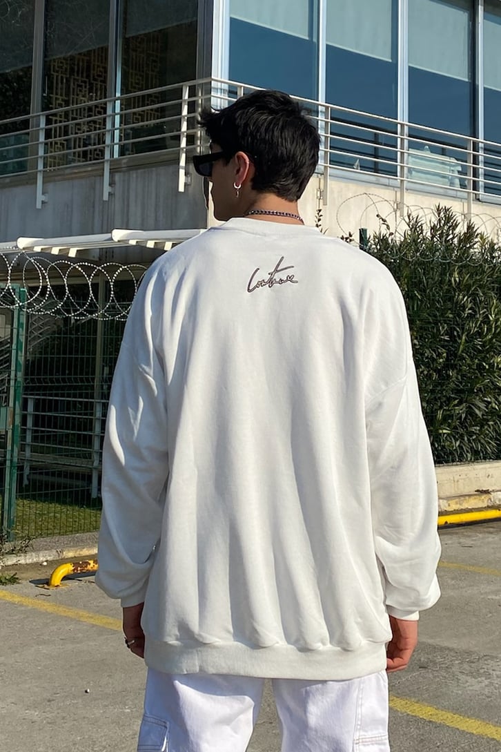 Couture Nakış Detay Premium Oversize Ecru Sweatshirt