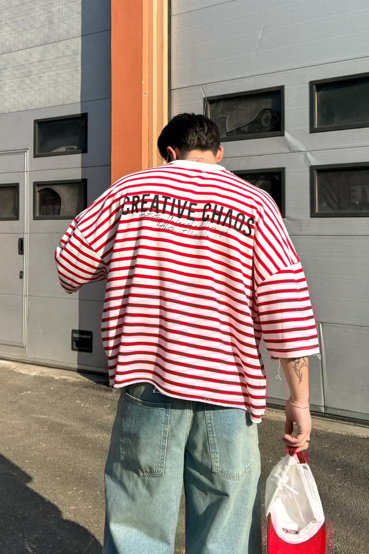 Creative Chaos Baskılı Çizgili  Oversize Tişört