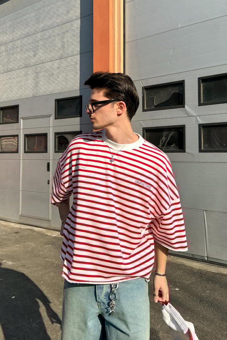 Creative Chaos Baskılı Çizgili  Oversize Tişört