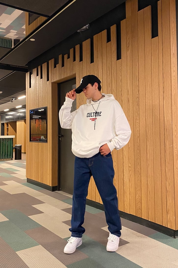 CULTURE BASKILI OVERSIZE HOODIE