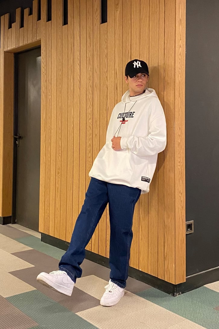 CULTURE BASKILI OVERSIZE HOODIE