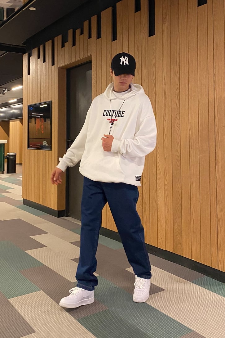 CULTURE BASKILI OVERSIZE HOODIE