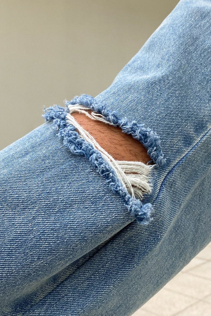 CUT LEG  BAGGY JEAN