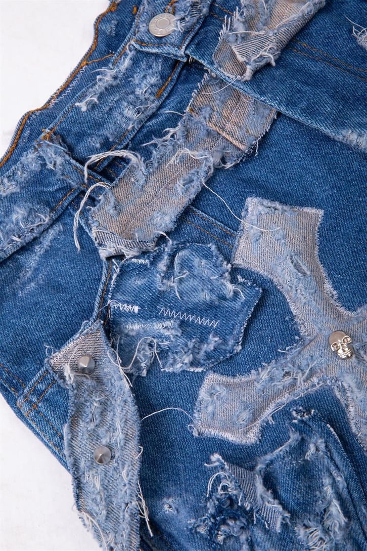 D.P Crucifix Custom Short