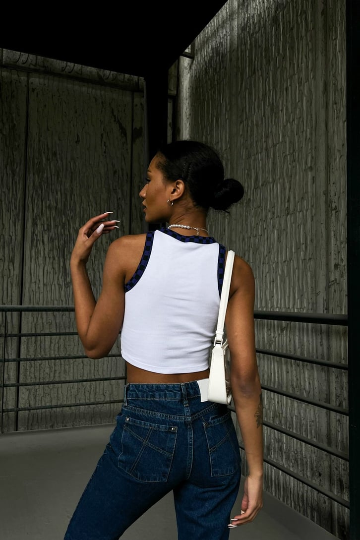 Dama Desenli Beyaz Crop