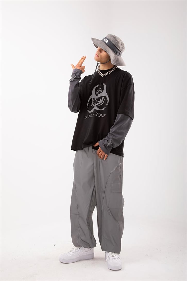 Danger Zone Baskılı Siyah Oversize Long Sleeve Tişört
