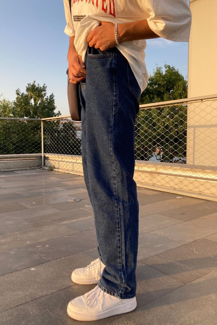 Dark Blue Losse Fit Jeans